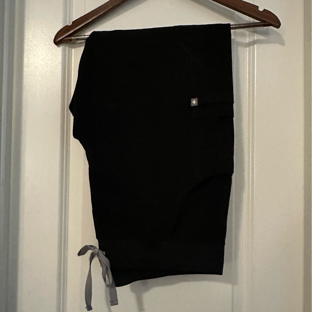 Black Figs Scrub Pants